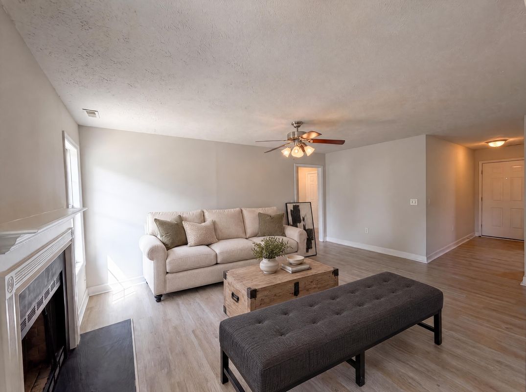 Property photo 3 of 444 Northwoods Dr