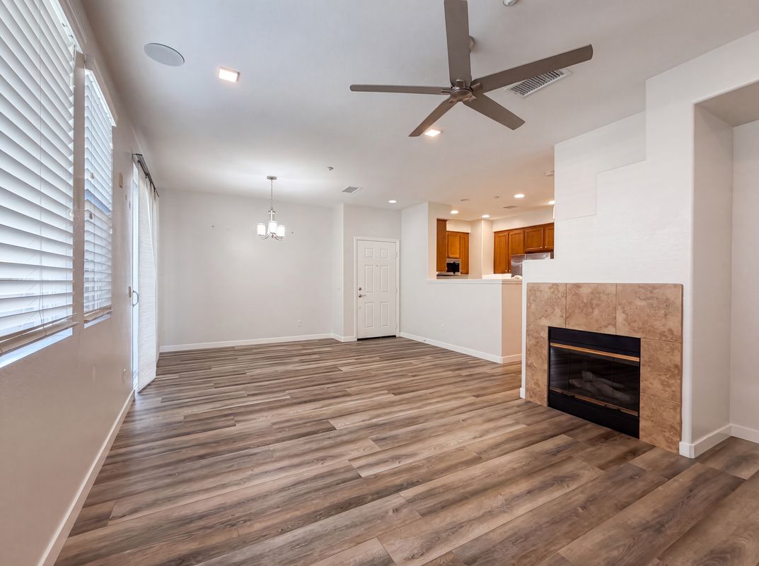 Property photo 3 of 41534 King Palm Ave Unit 6