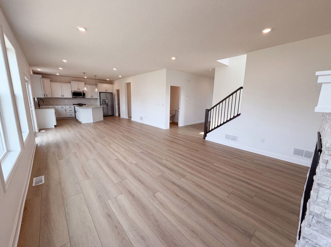 Property photo 3 of 8239 Large Ave NE