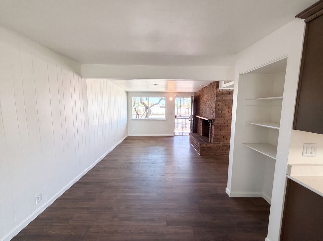Property photo 3 of 4002 S Lazy Palm Dr