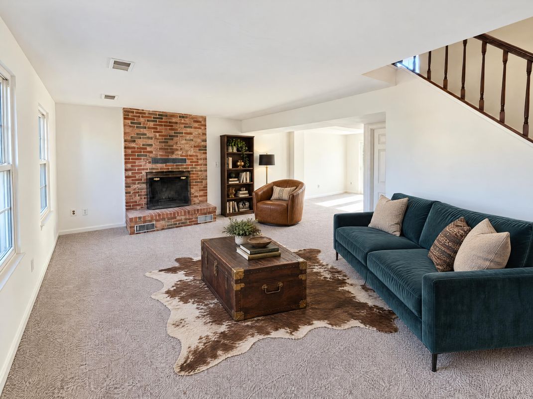 Property photo 3 of 12801 Peachleaf Ct