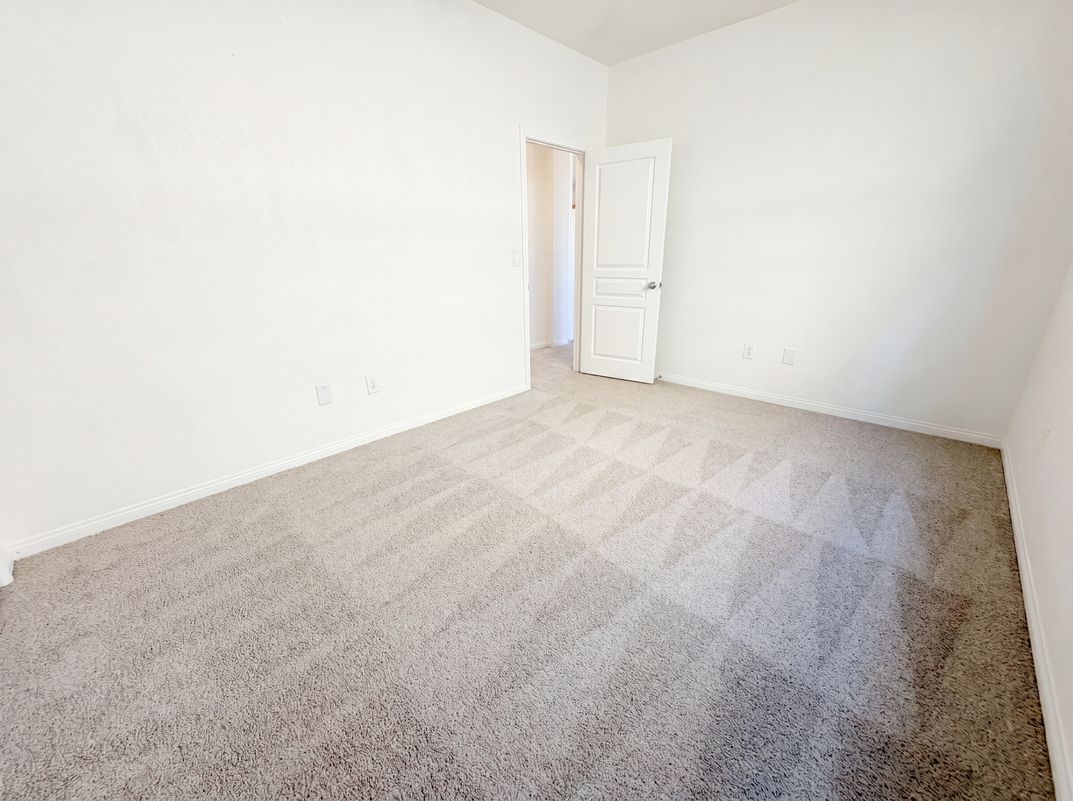 Photo 10 of 61 of 4220 Iris Pearl Ave, North Las Vegas, NV
