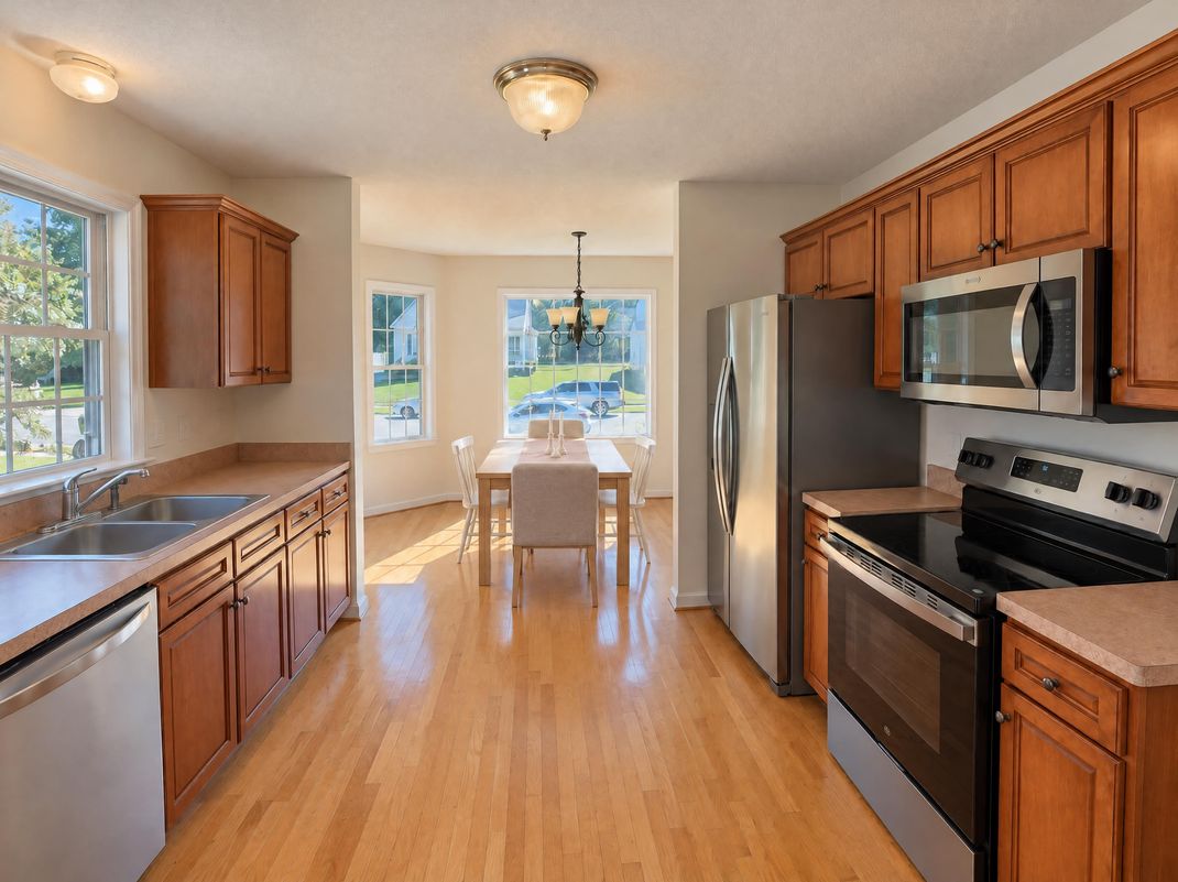 Property photo 2 of 3153 Chartwood Dr