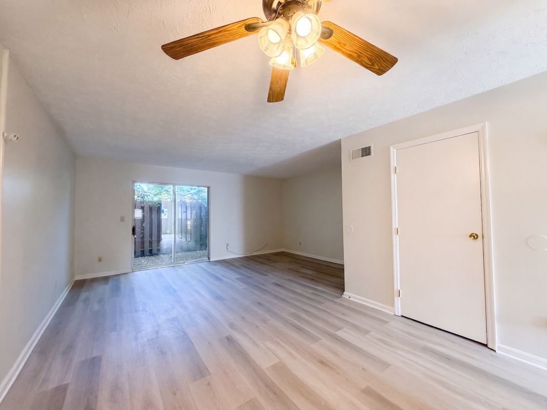 Property photo 3 of 7636 Montgomery Rd Unit C