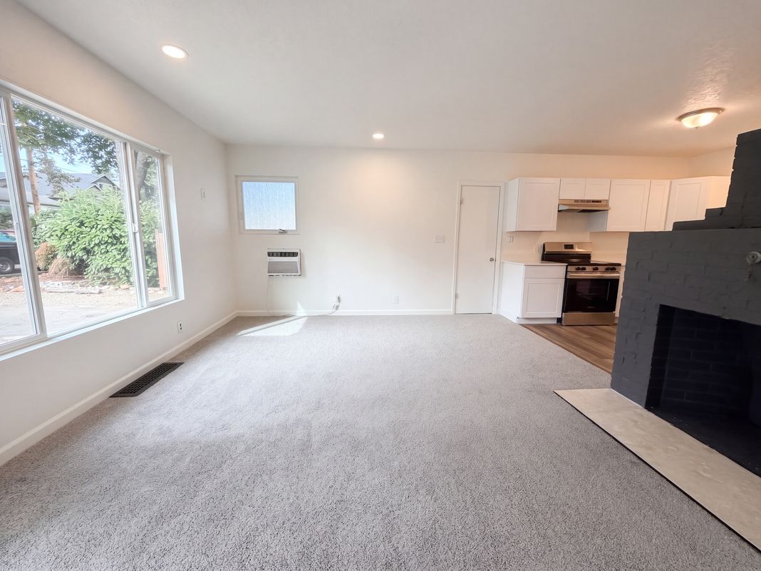 Property photo 3 of 12730 SE 25th Ave