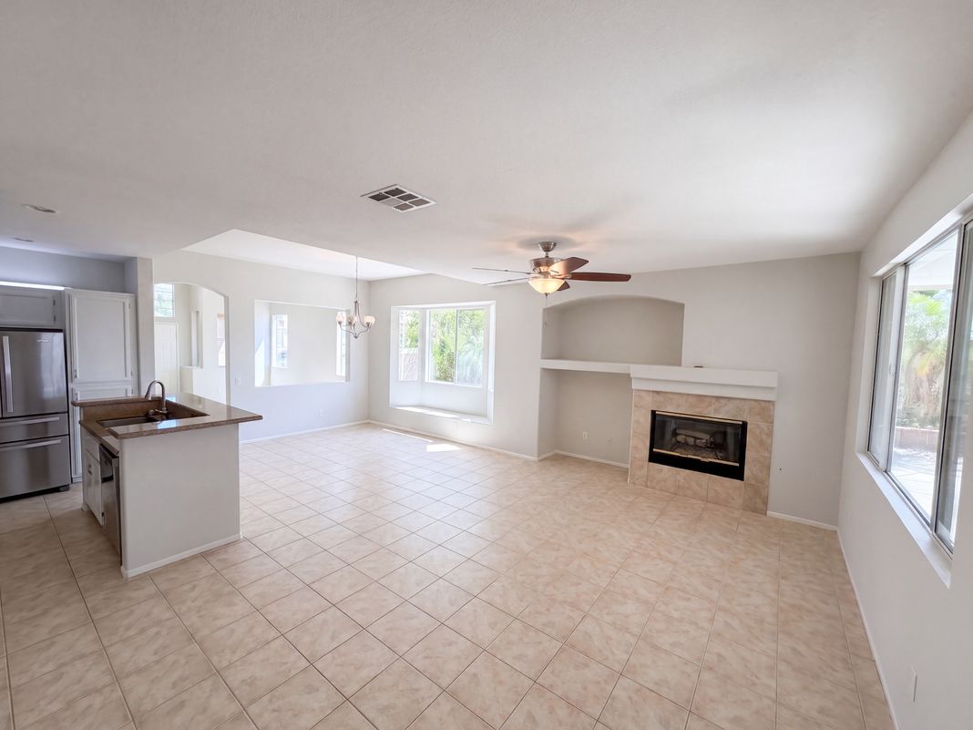 Property photo 3 of 26209 Tasman St