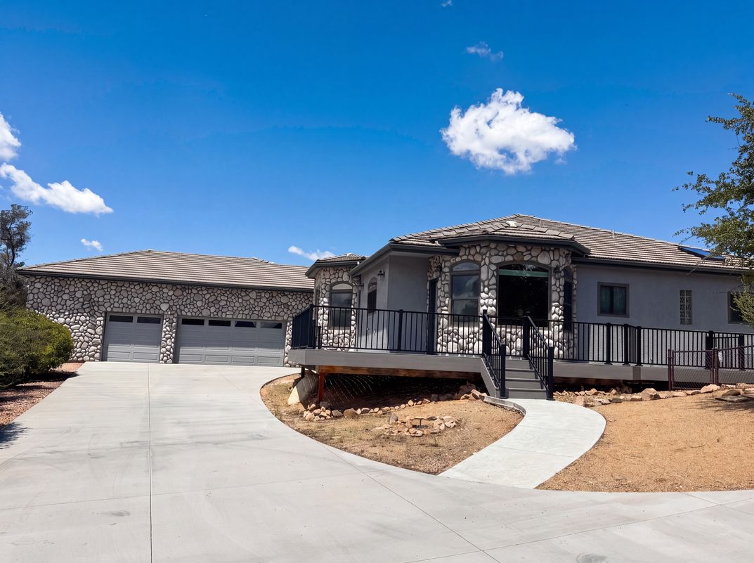 Property photo 1 of 1349 Sierry Peaks Dr