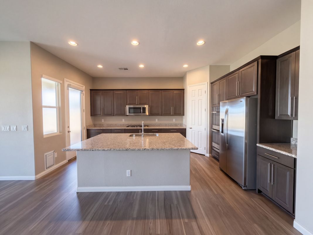 Property photo 2 of 10138 Tamberlaine Ave
