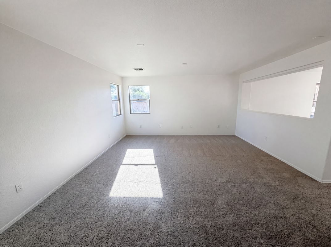 Photo 11 of 27 of 11244 W Massey Dr, Marana, AZ