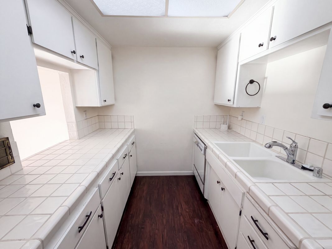 Property photo 2 of 7318 Villa Del Sol Ln