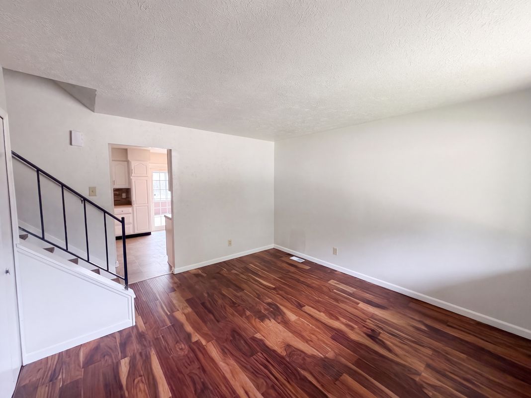 Property photo 3 of 7533 Ardwell Dr