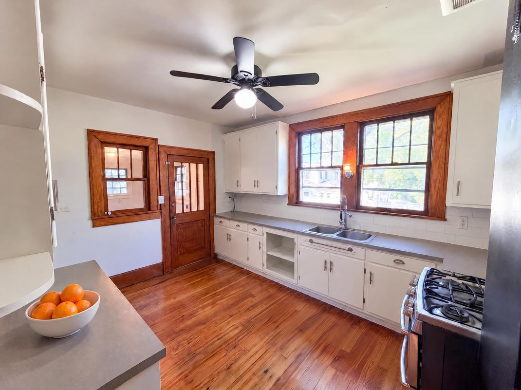 Property photo 2 of 1016 Scales St
