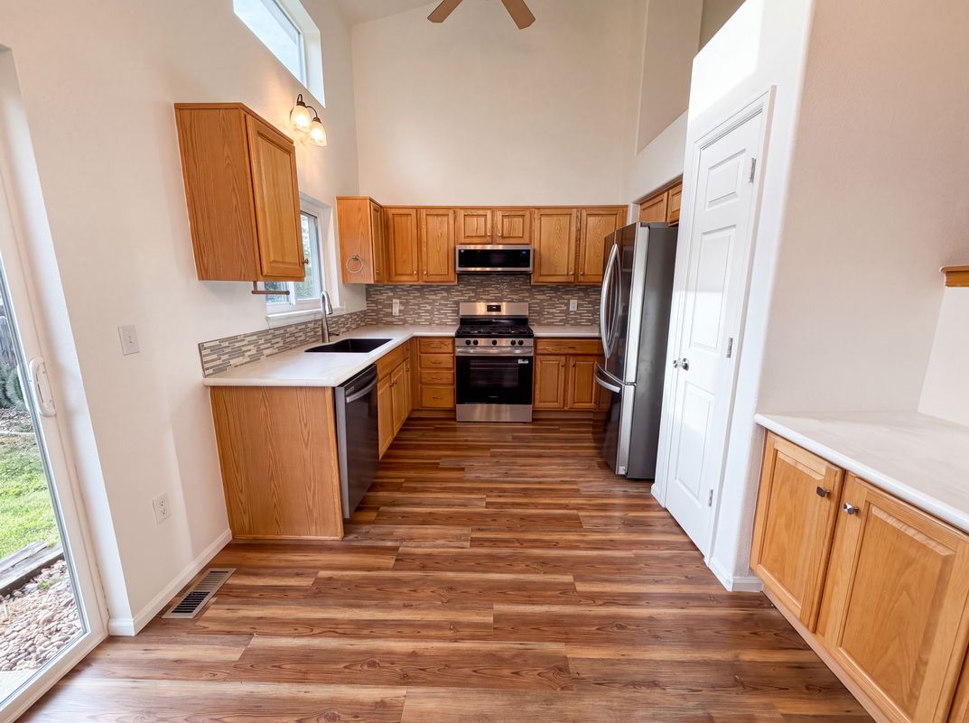Property photo 2 of 4149 S Rome St