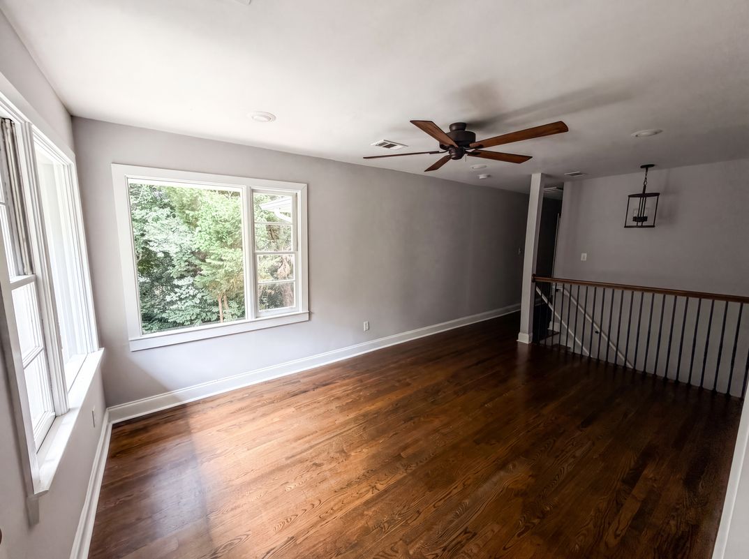 Property photo 3 of 2336 Nesbitt Dr NE