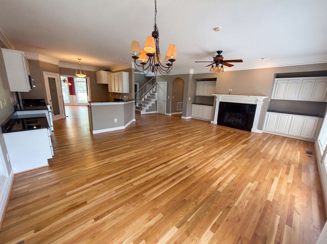 Property photo 3 of 9721 Arlington Oaks Dr