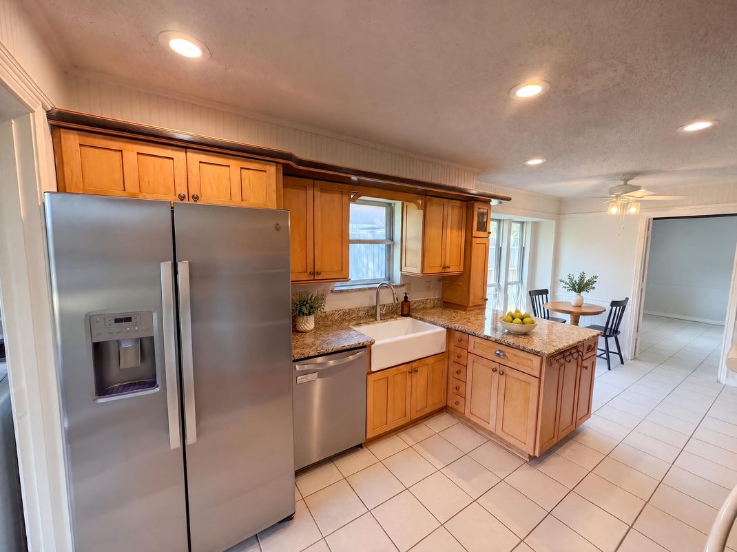 Property photo 2 of 2105 J J Pearce Dr
