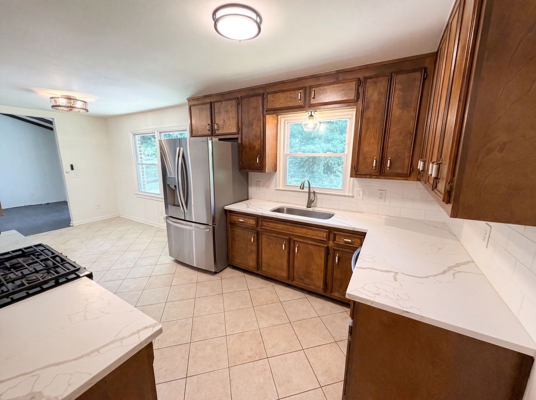 Property photo 2 of 509 Spring Park Dr