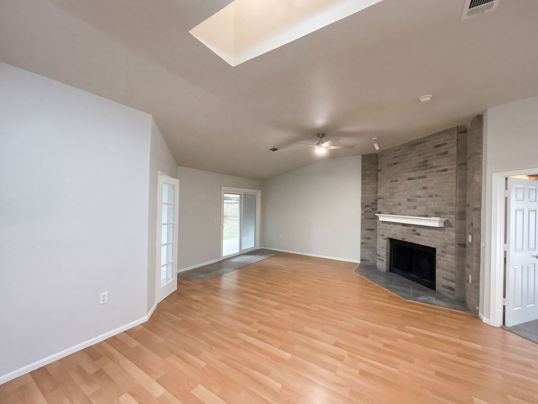 Property photo 3 of 9210 Greens Pt