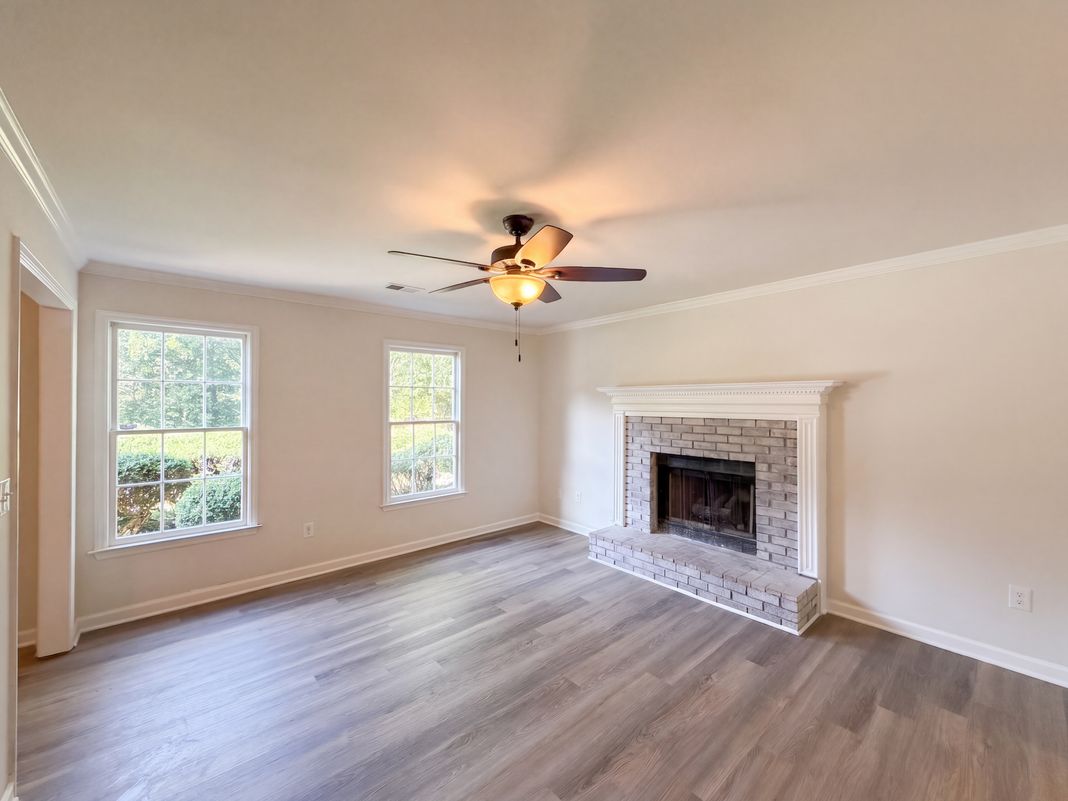 Property photo 3 of 3108 Rock Creek Dr