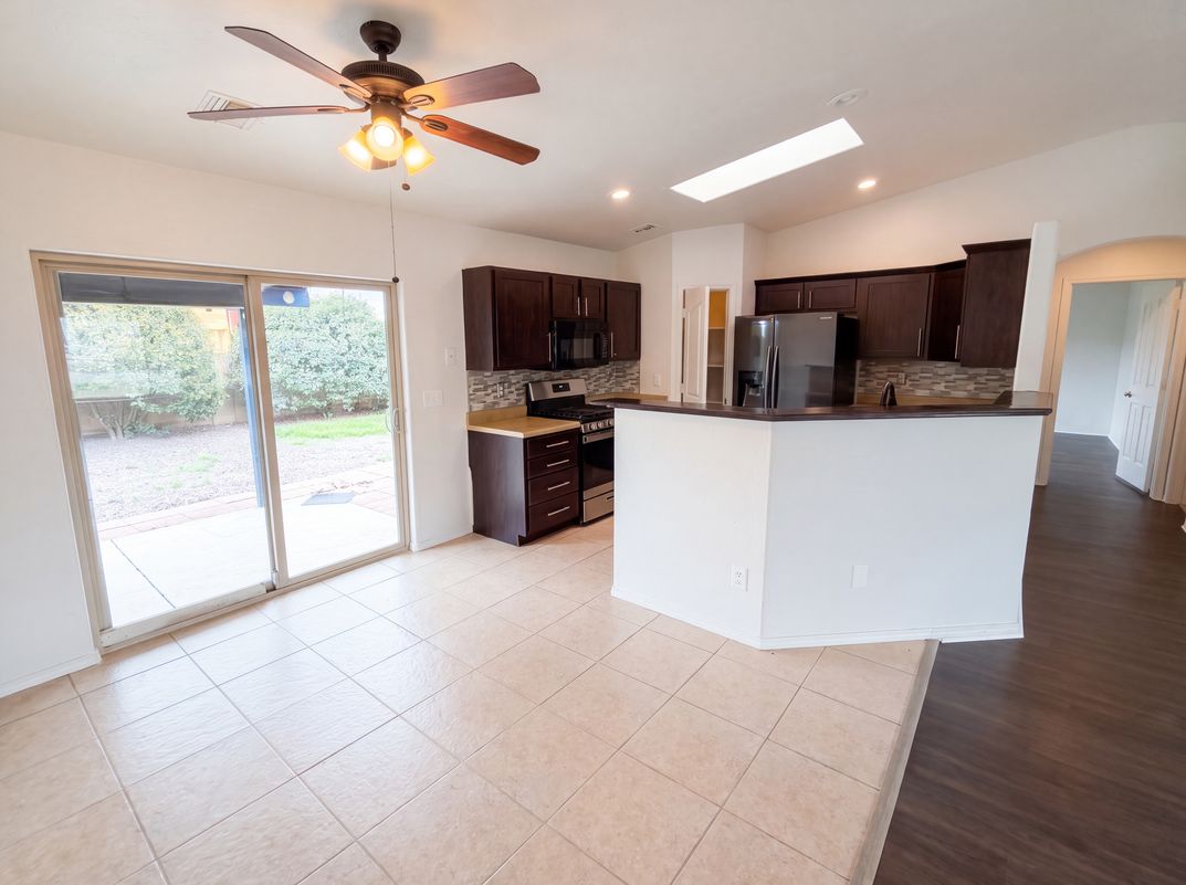 Property photo 2 of 8177 E Jacque Dr