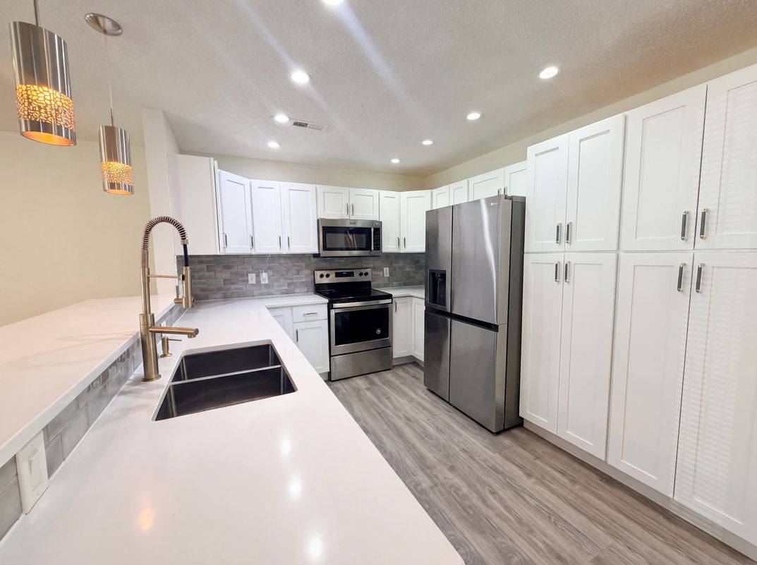 Property photo 2 of 6032 Briggs Dr