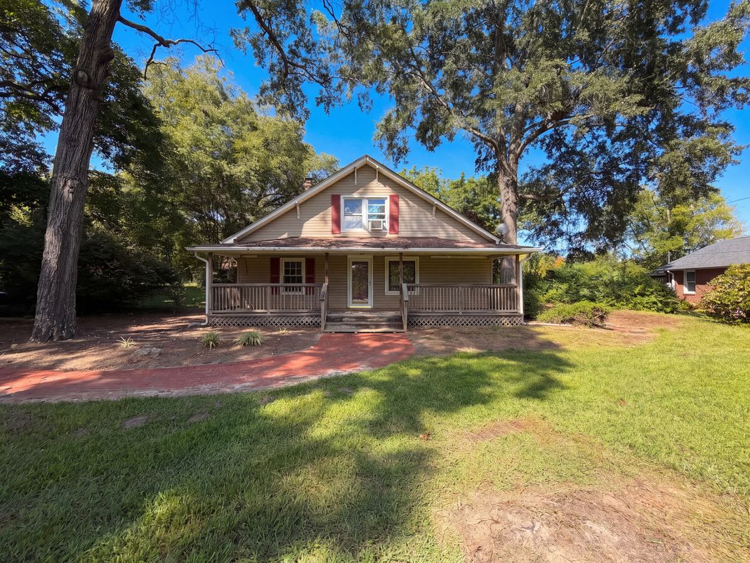 Property photo 1 of 7711 Nc Hwy 73 E