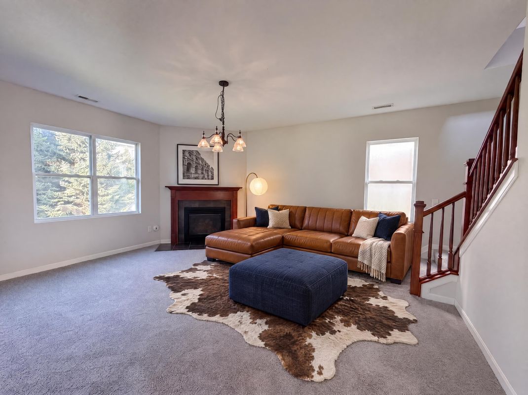 Property photo 3 of 4058 Leontria Ave
