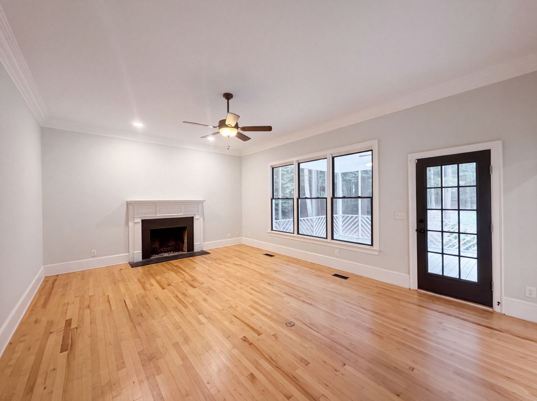 Property photo 3 of 480 Robinson Rd