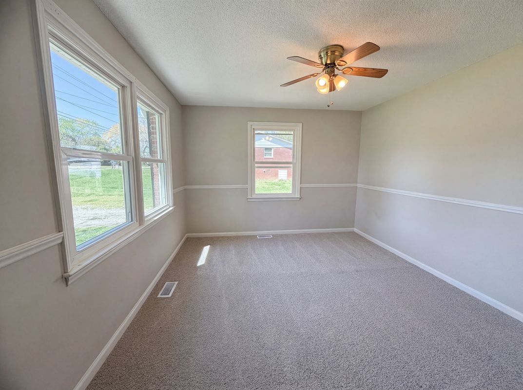 Property photo 3 of 4402 Ginger Dr