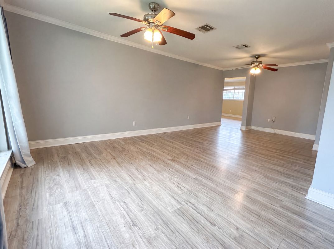 Property photo 3 of 509 John St