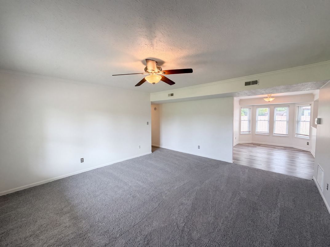 Property photo 3 of 7938 Inverness Dr