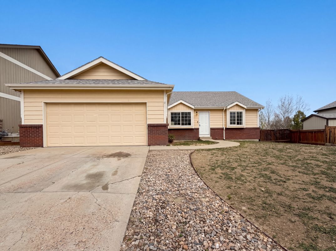 Photo 37 of 50 of 4098 La Junta Dr, Loveland, CO
