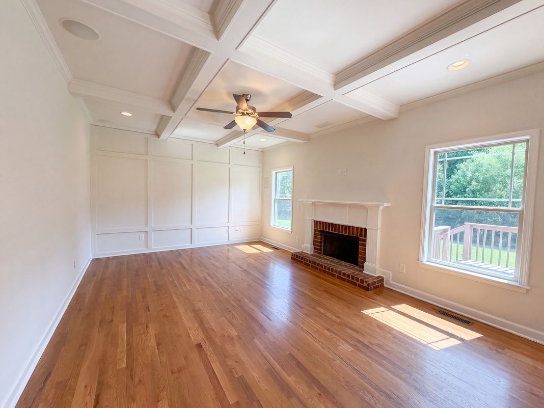 Property photo 3 of 1032 Rudder Dr