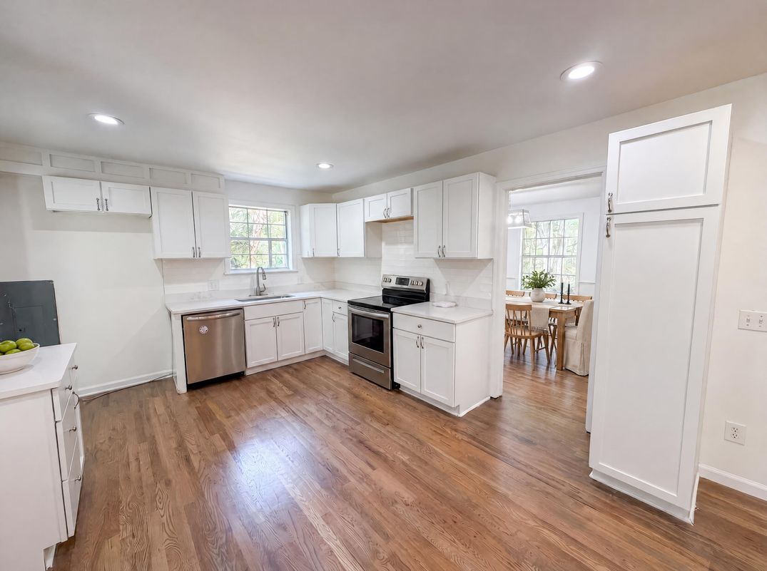 Property photo 2 of 101 Picadilly Loop