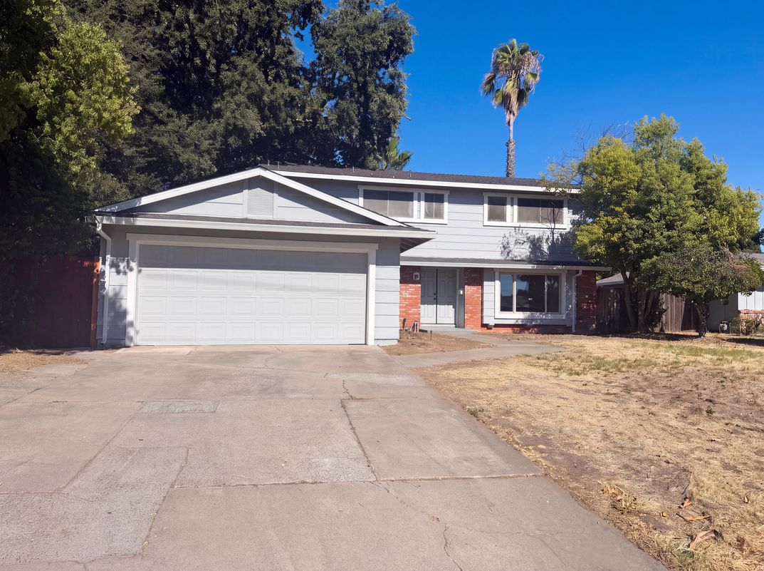Property photo 1 of 4948 Dewey Dr