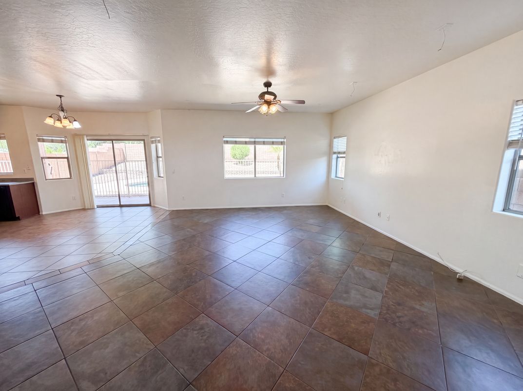 Property photo 3 of 17268 W Elaine Dr