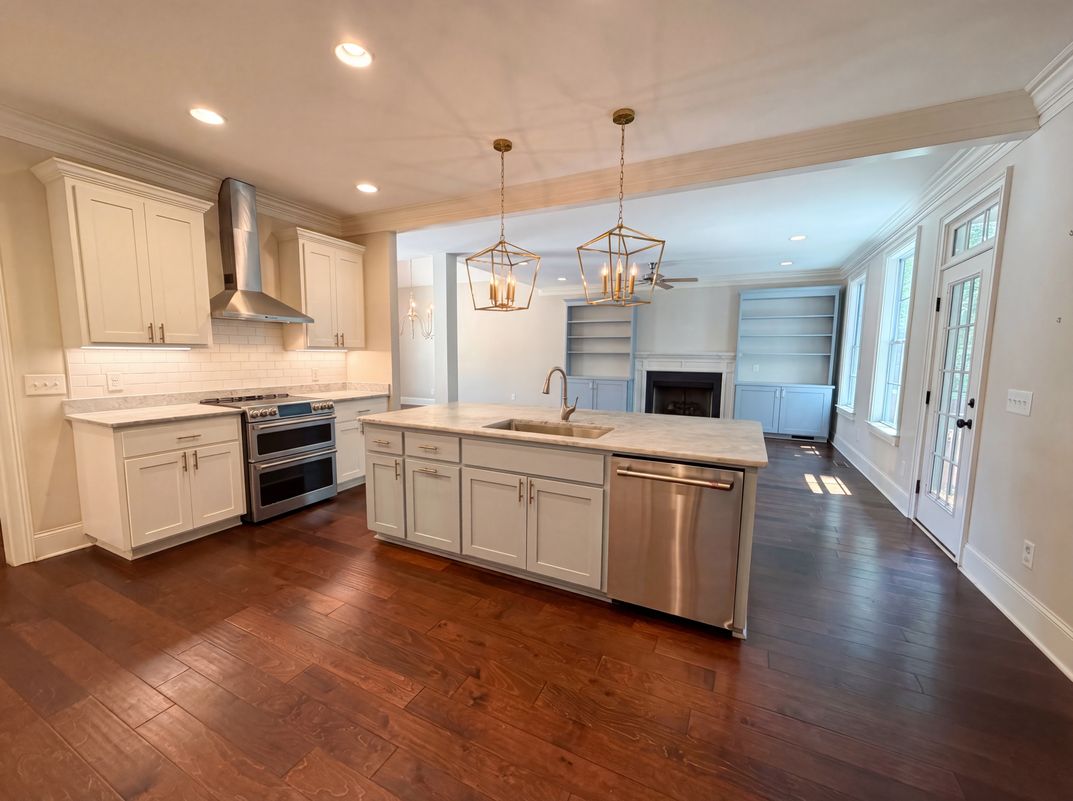 Property photo 2 of 1901 Parrish Dr
