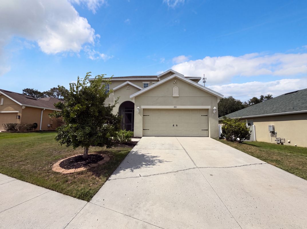 Property photo 1 of 881 Haring Ln