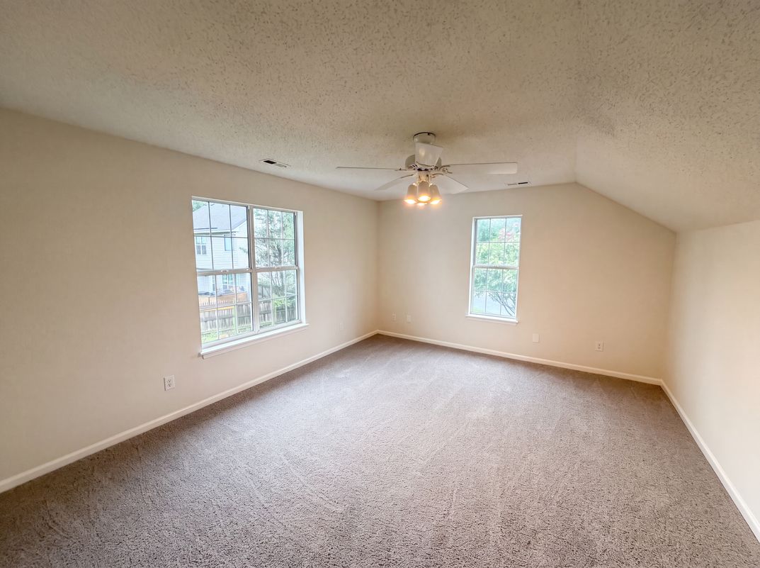 Photo 12 of 35 of 3737 Winterberry Ct NW, Concord, NC