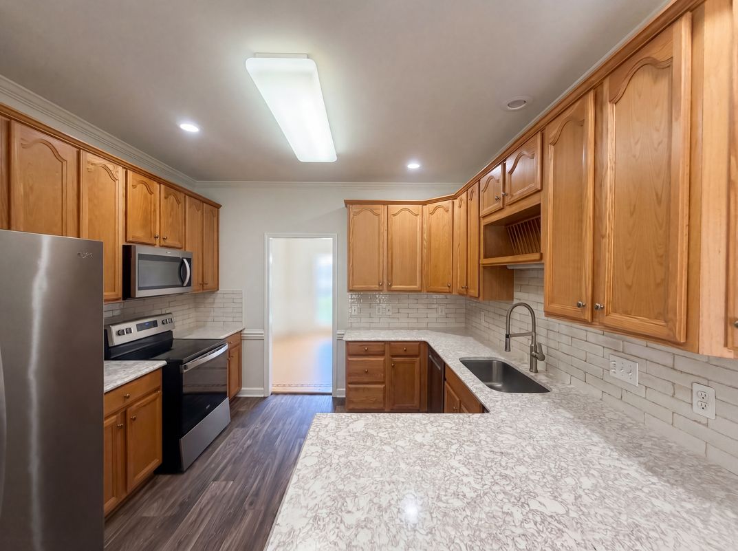 Property photo 2 of 6120 Tennyson Dr