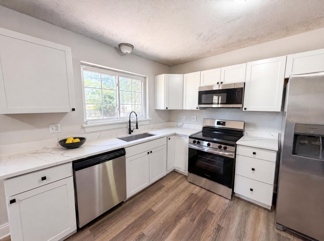 Property photo 2 of 1010 North Ave