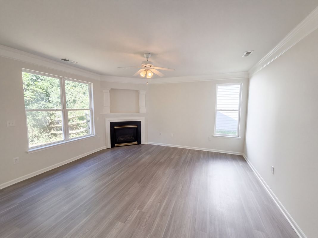 Property photo 3 of 4735 Nijinsky Ct