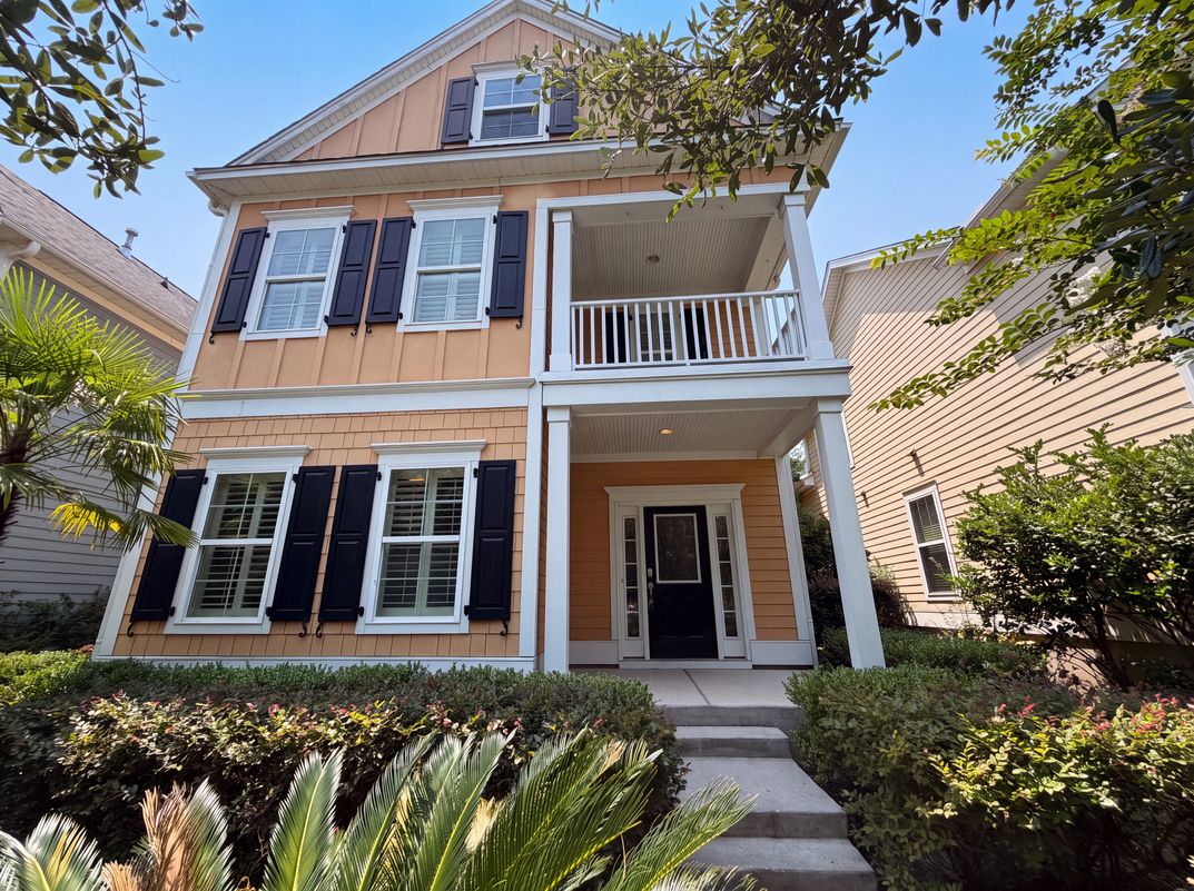 Property photo 1 of 195 Lotz Dr
