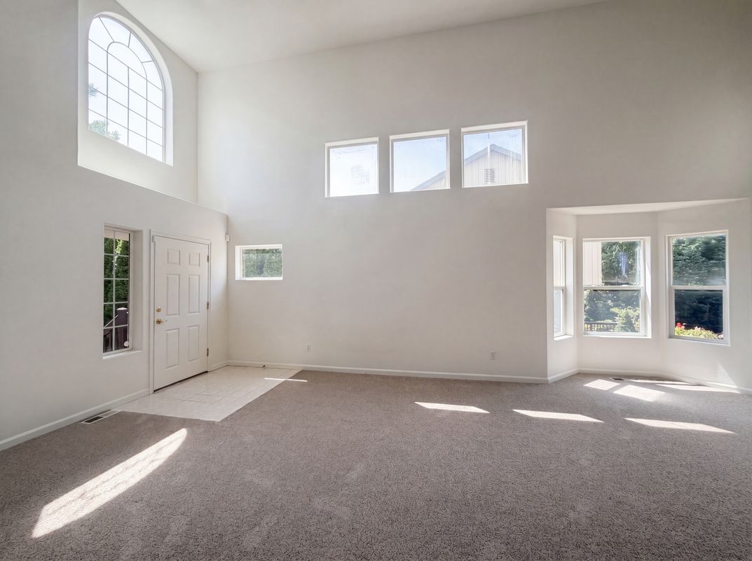 Photo 8 of 27 of 451 NW Yosemite Ter, Beaverton, OR