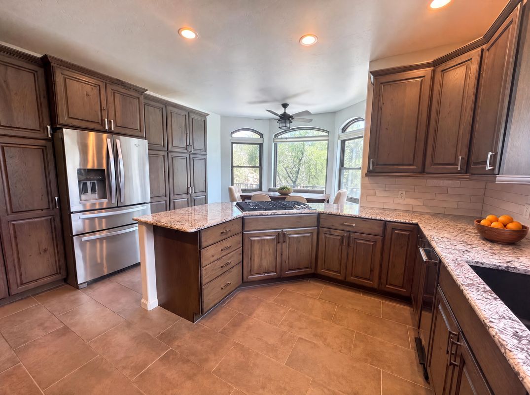 Property photo 2 of 1349 Sierry Peaks Dr