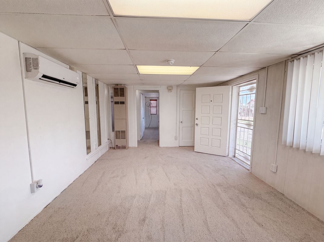 Property photo 3 of 1758 39th St