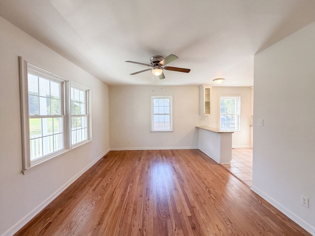 Property photo 3 of 1410 Sumner Rd