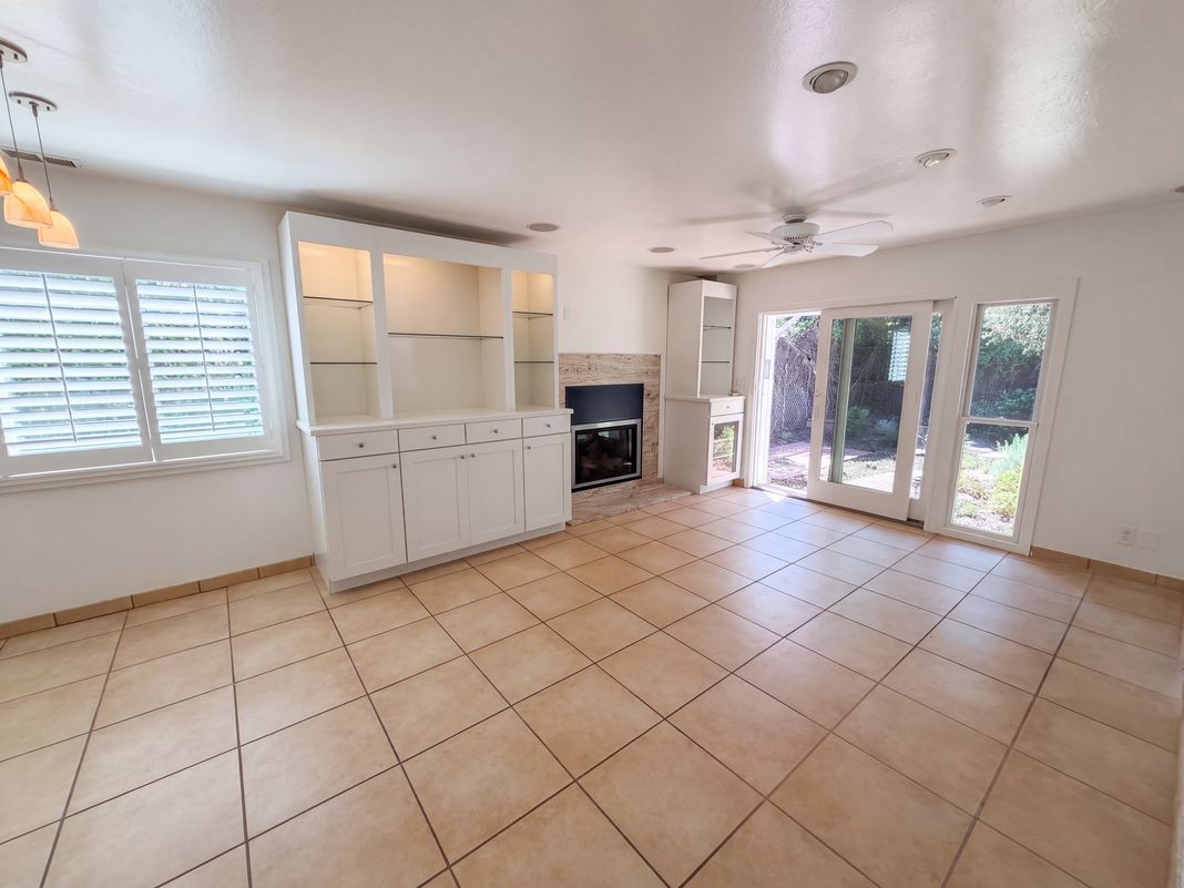 Property photo 3 of 447 Via Del Plano
