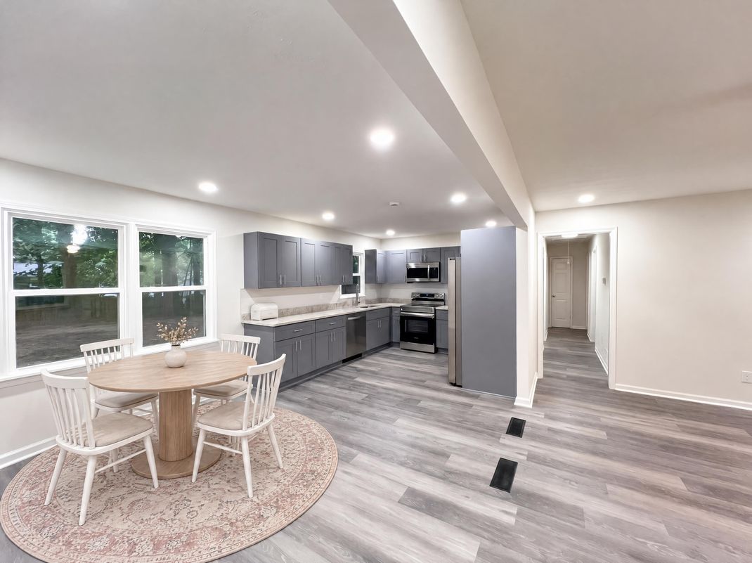 Property photo 2 of 4059 Canby Ln