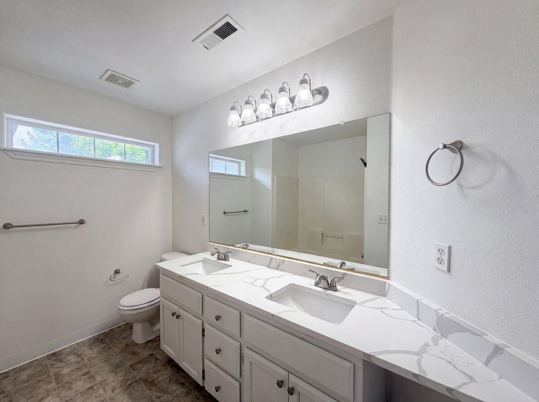 Photo 18 of 27 of 451 NW Yosemite Ter, Beaverton, OR